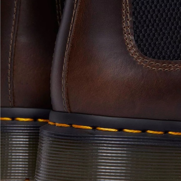 2976 WOMEN'S FAUX FUR LINED CHELSEA BOOTS - Picture 7 of 11